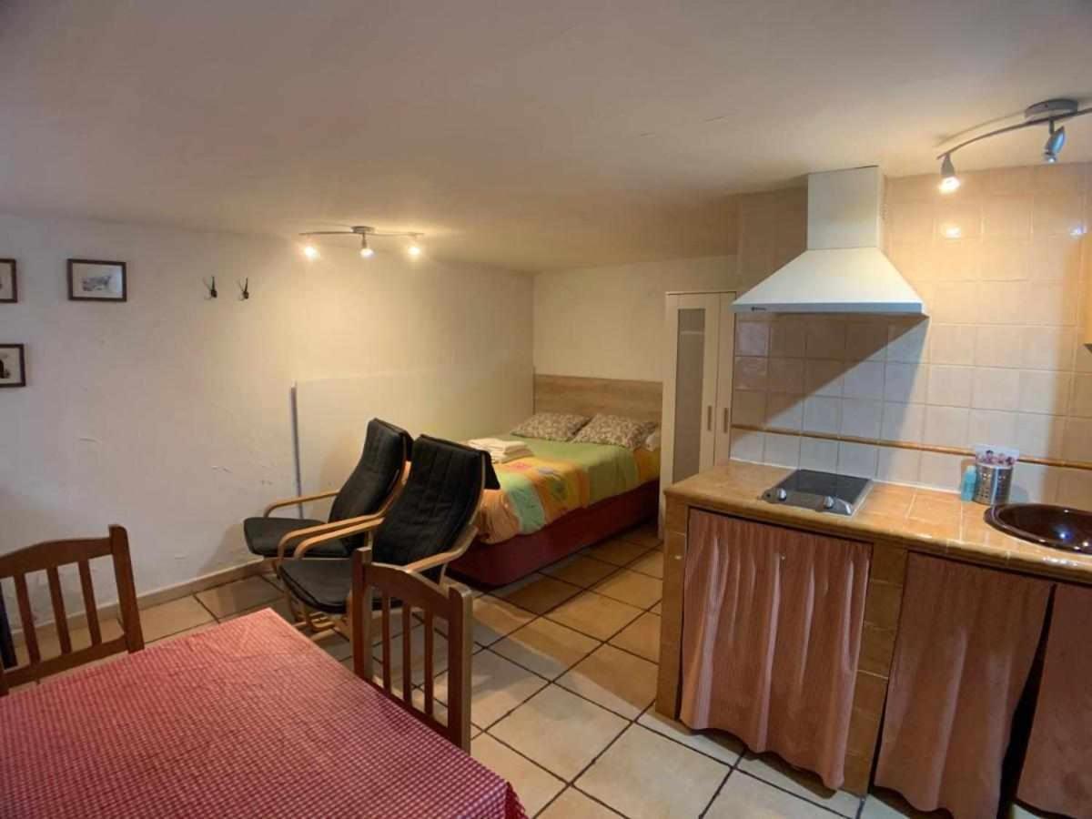 Otium Apartamentos Borda Siete เบนาสเก ภายนอก รูปภาพ