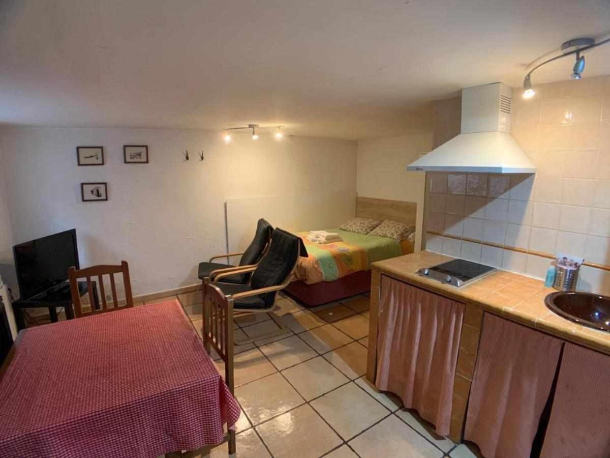 Otium Apartamentos Borda Siete เบนาสเก ภายนอก รูปภาพ
